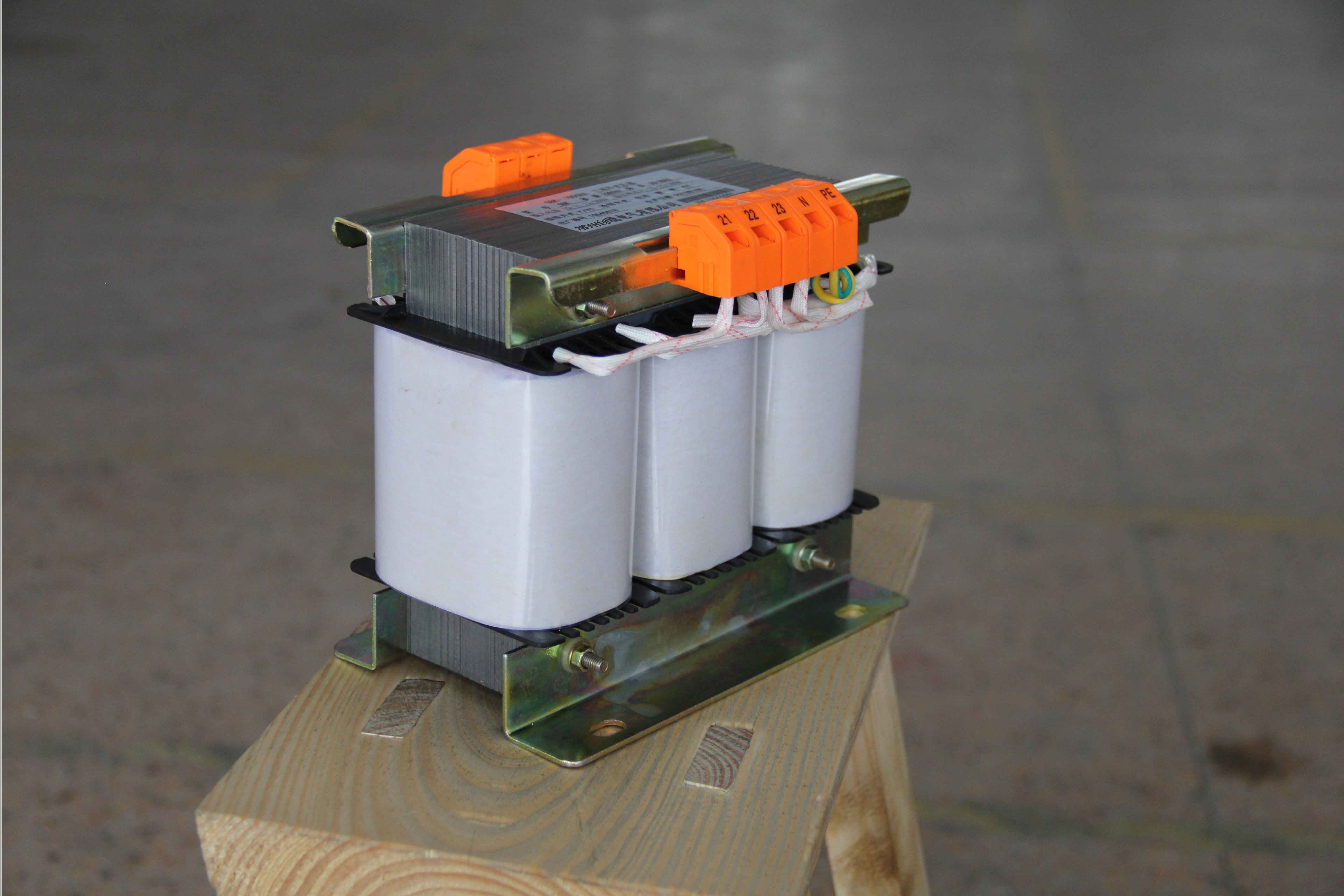 三相隔離變壓器SG-10kva