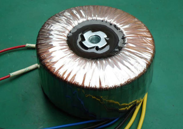環(huán)形變壓器200W,220V轉(zhuǎn)24V